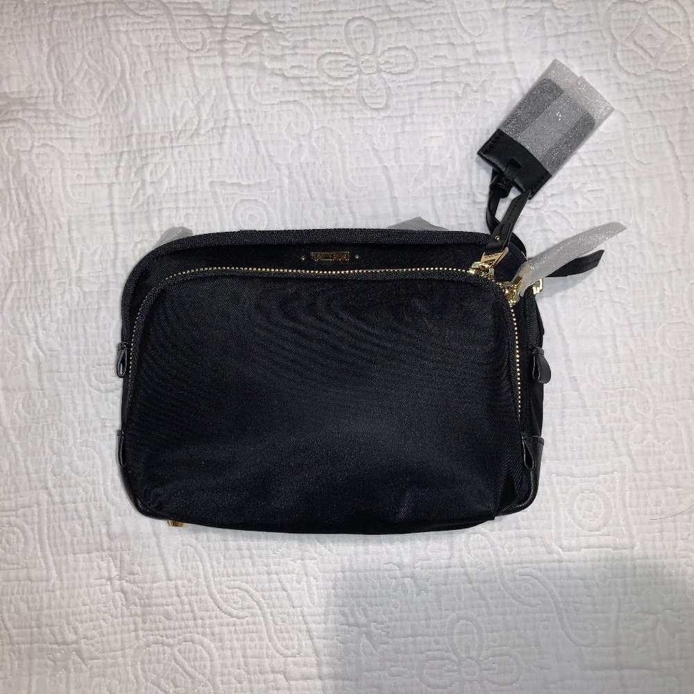 TUMI flight bag/travel carry on bag